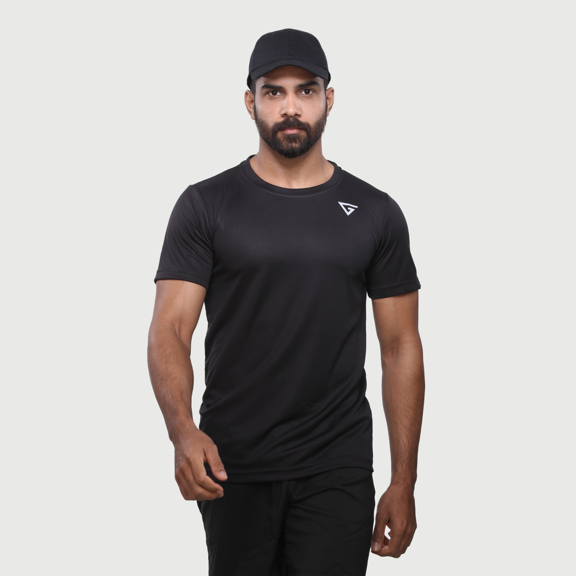 BLACK T-SHIRT