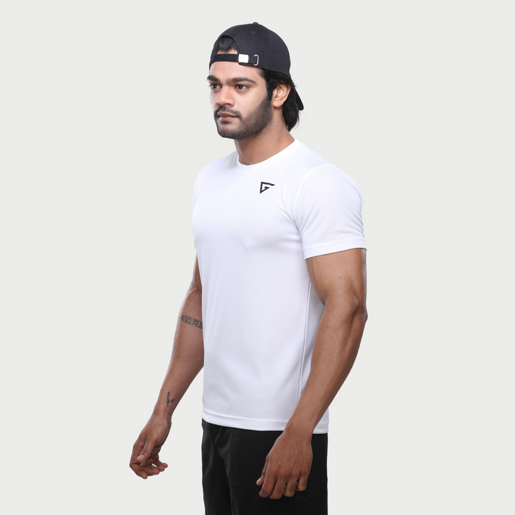 WHITE T-SHIRT