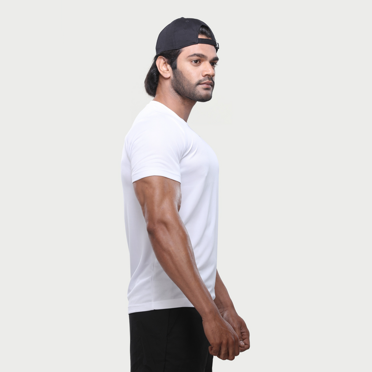 WHITE T-SHIRT